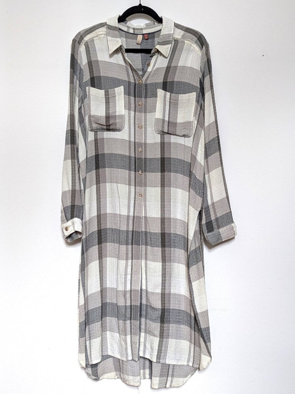 PILCRO Anthropologie Longline Plaid Button Down